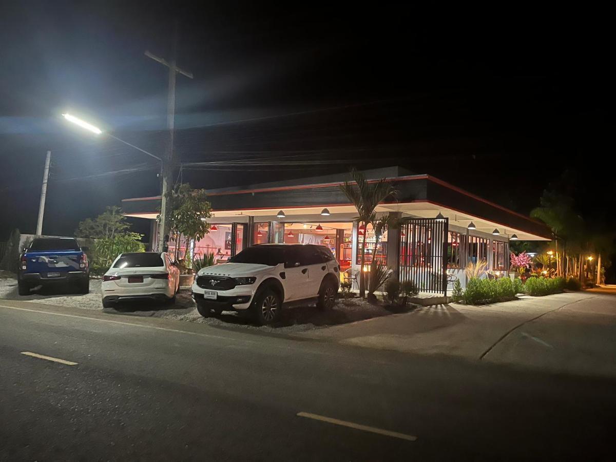 Sunset Resorts And Bar Ban Nong Chaeng  Extérieur photo