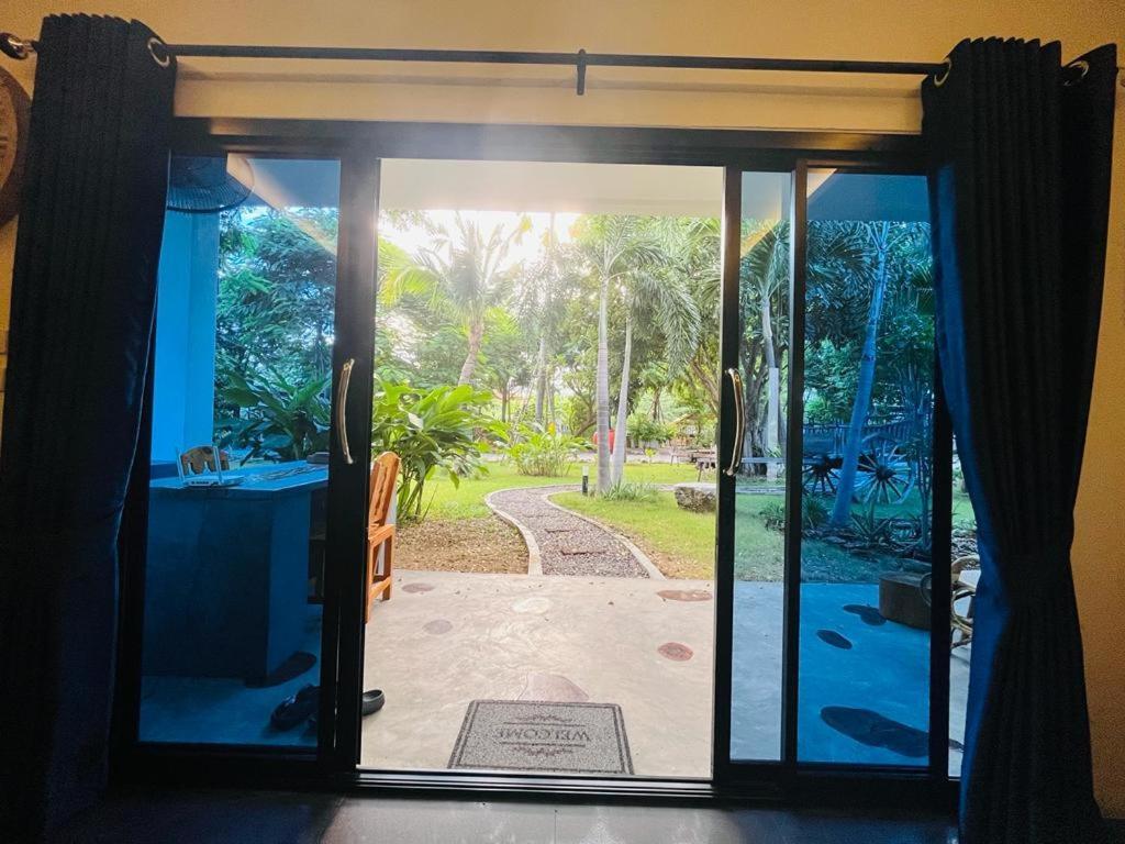 Sunset Resorts And Bar Ban Nong Chaeng  Extérieur photo